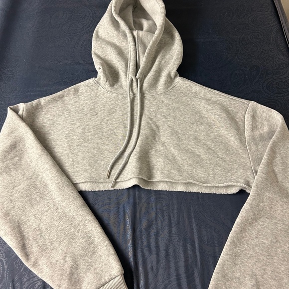Fashion Nova Tops - Cropped Hoodie